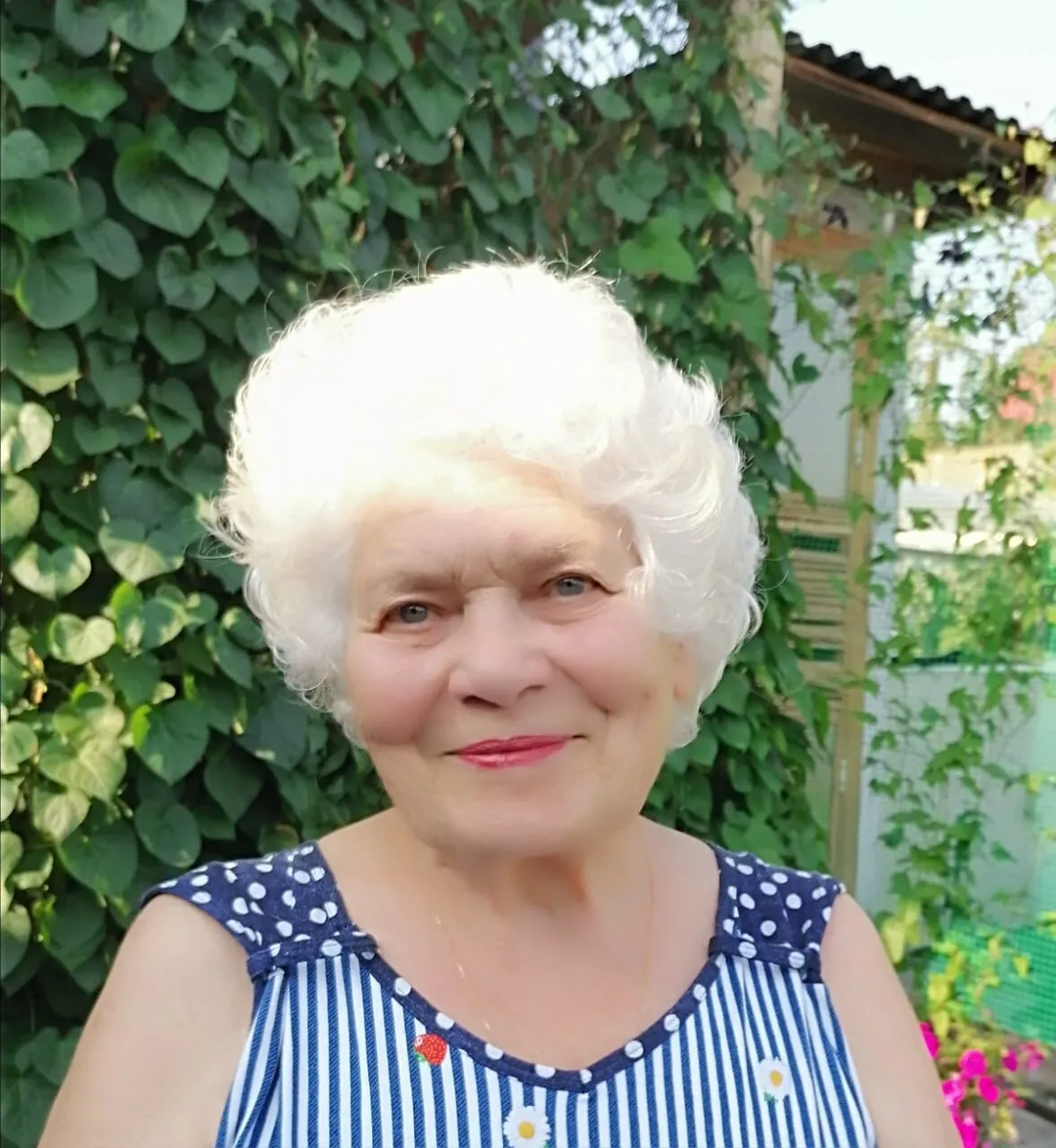 На фото Нина Алексеевна