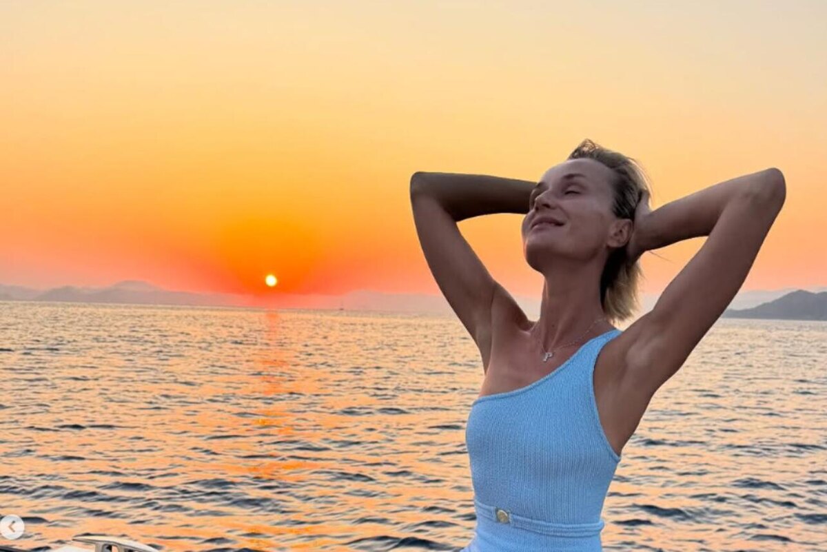    Полина Гагарина. соцсети