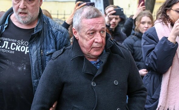 Фото Сергея булкина (ТАСС) - слева Никита Высоцкий