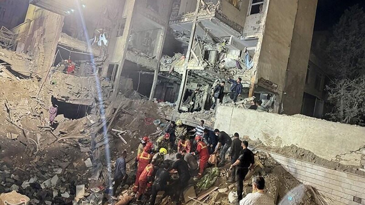 CC BY-SA 4.0 / Tasnim News Agency / Israel Strikes Dwelling East of Tehran (cropped, resized)