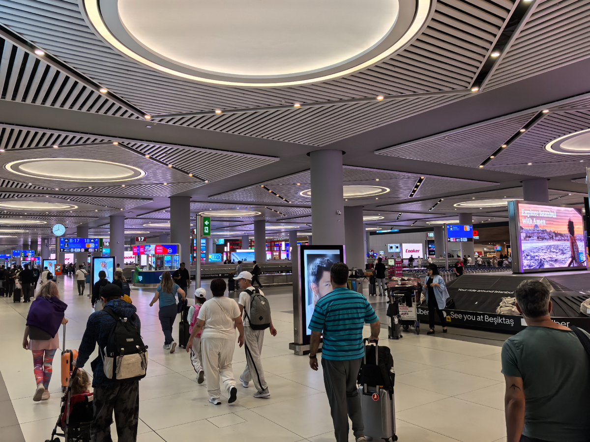 Зал выдачи багажа