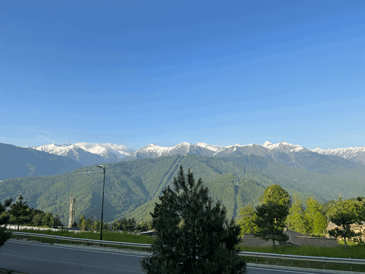 Ради таких видов приезжаю, обожаю горы!