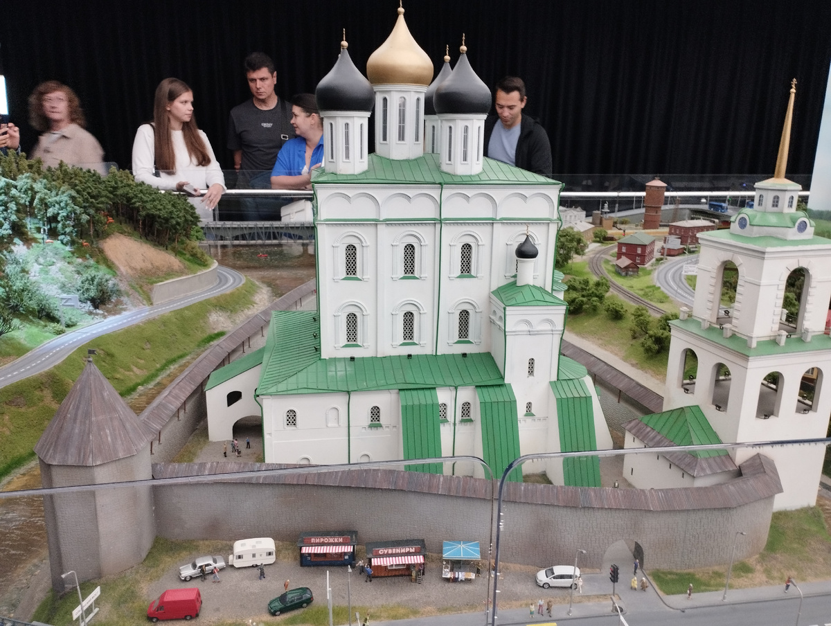 Псковский Кремль (ФОТО АВТОРА)