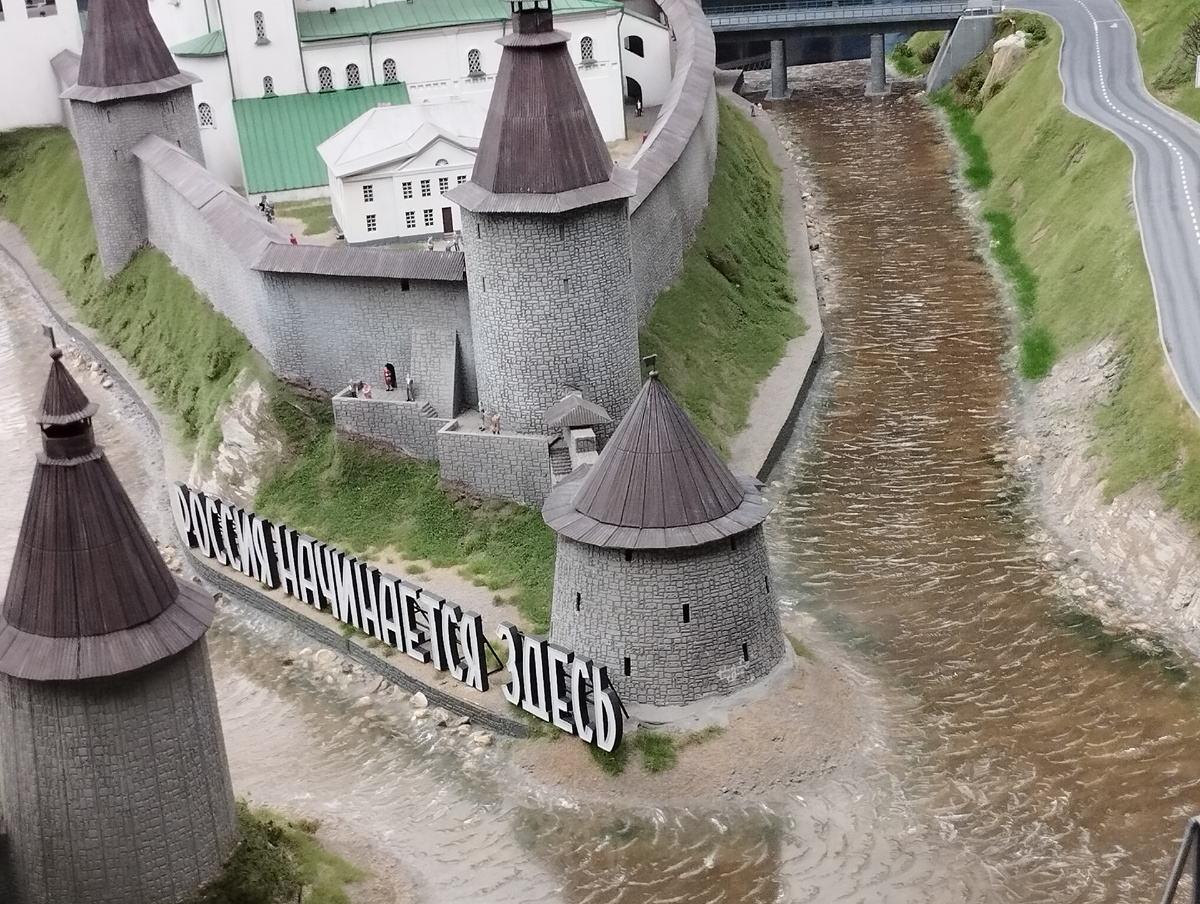 Псковский Кремль (ФОТО АВТОРА)