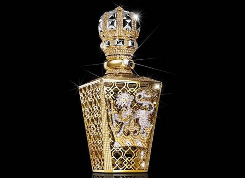 Clive Christian No. 1 Passant Guardant