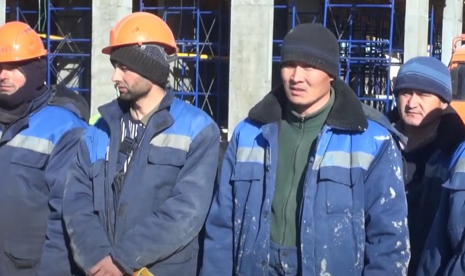 «Спасибо за все и прощайте»: Таджикистан неудачно решил запугать Россию «массовым оттоком» своих мигрантов