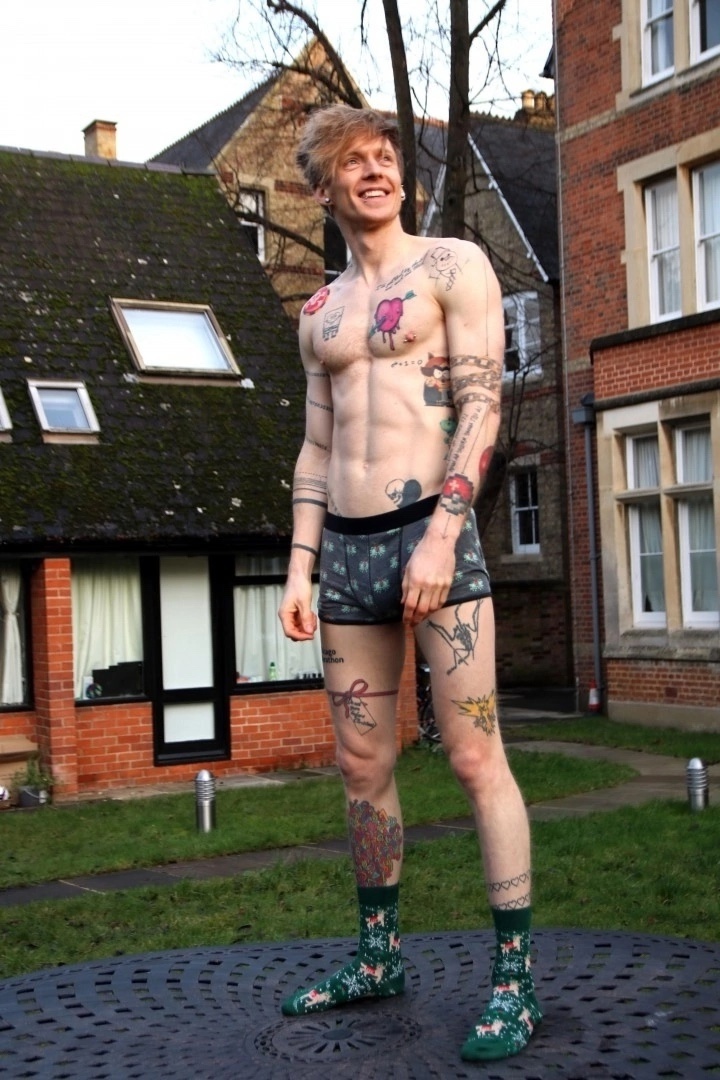 Профессор Оксфорда Том Кроуфорд