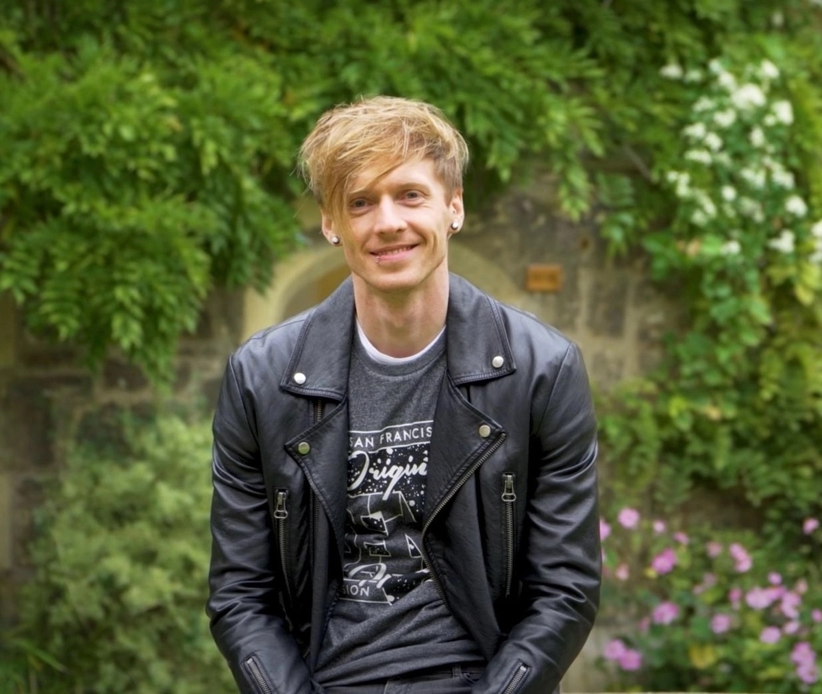 Профессор Оксфорда Том Кроуфорд