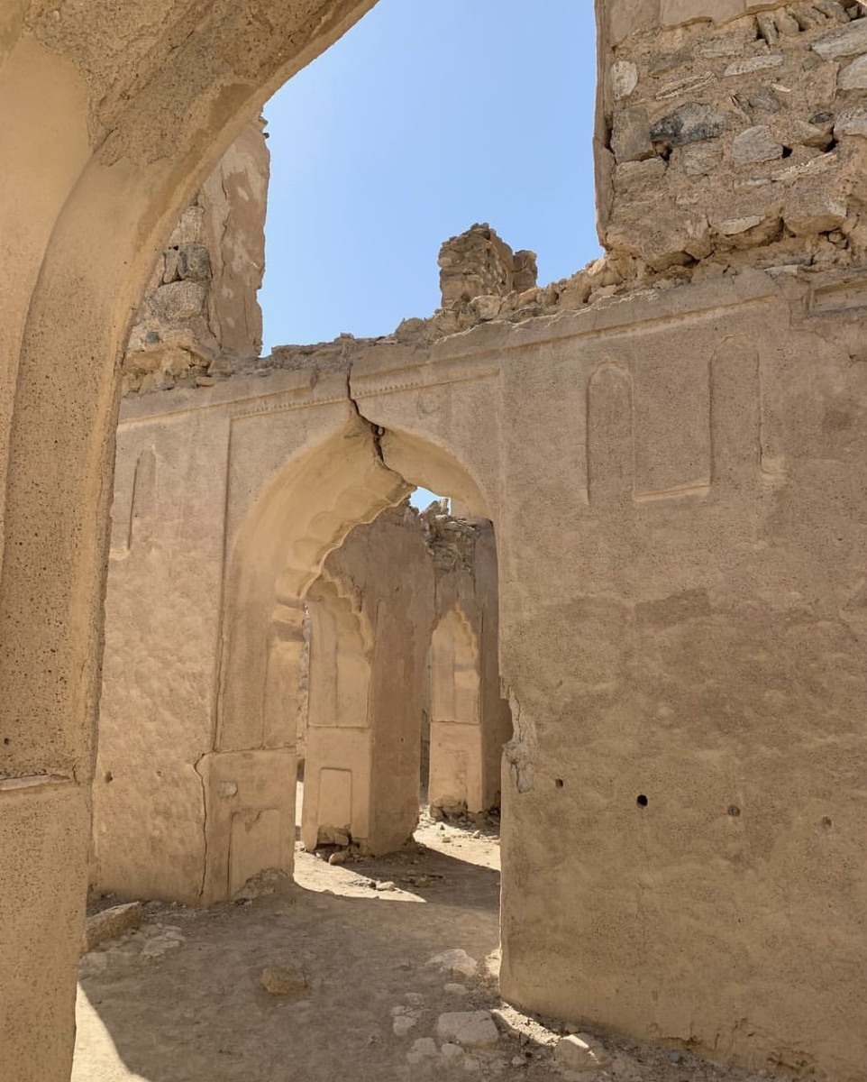 Ибра, бывшая Аль-Минзфа (фотогалерея)