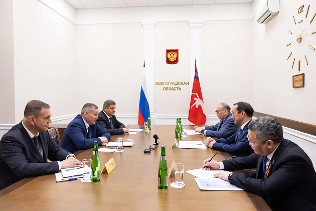    Главы двух российских регионов встретились в Волгограде