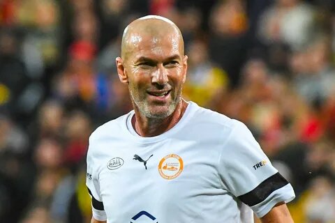 Зинедин Зидан.