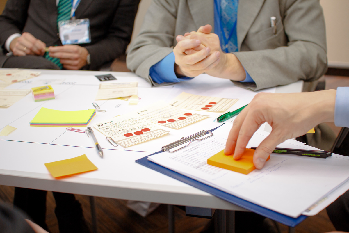 Групповая работа на форкшопе "Мини-форсайтинг".