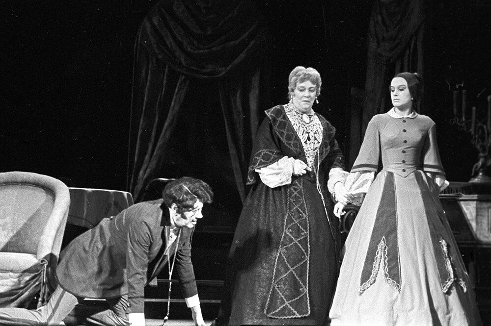    Сцена из спектакля «Дядюшкин сон», 1965. Фото: РИА Новости/ Михаил Озерский