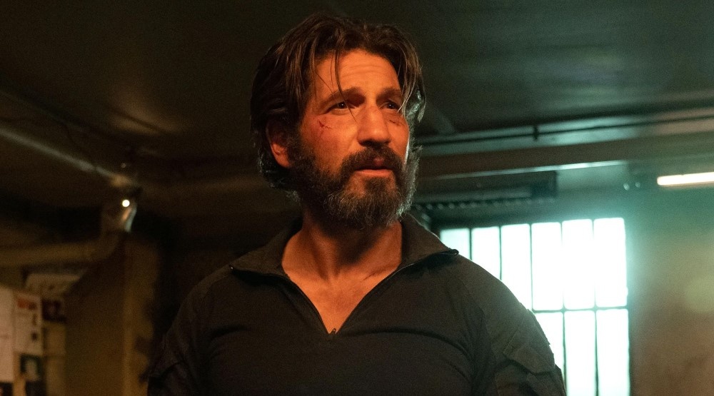     Кадр из 1 сезона сериала «Сорвиголова: Рожденный заново» (2025)