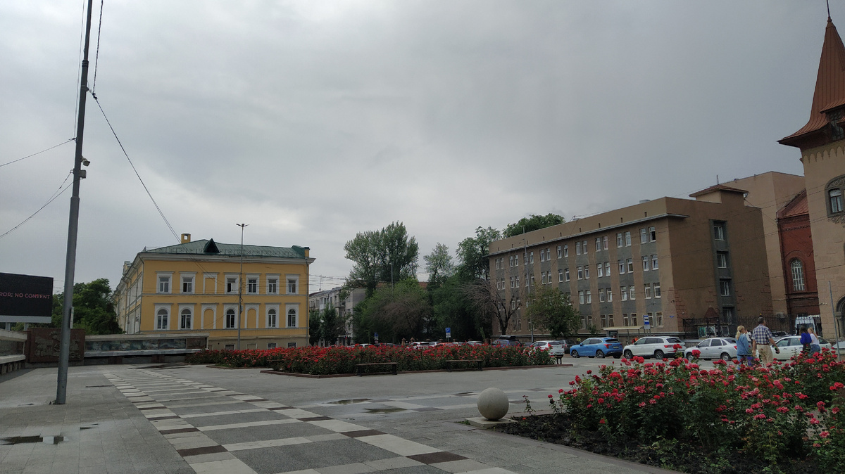 Училище Культуры и общежитие Консерватории 