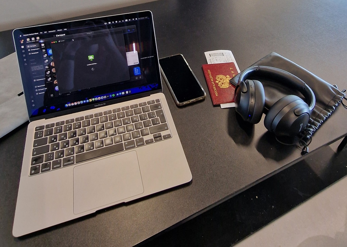 Ожидаю вылет в Иркутск в бизнес-зале Новосибирска