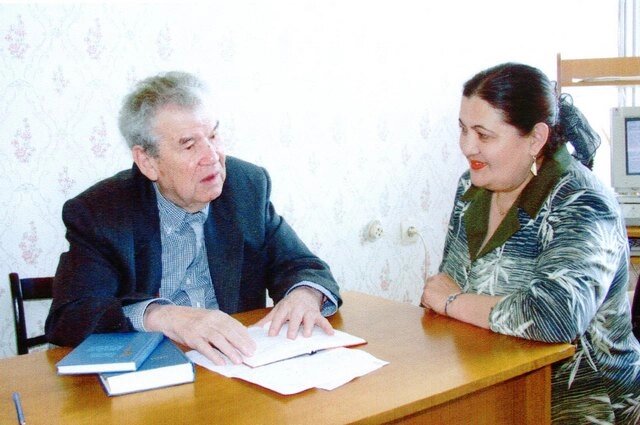    Мустай Карим и Тамара Ганиева, фото - июнь 2001 года. Фото: Из личного архива Тамары Ганиевой