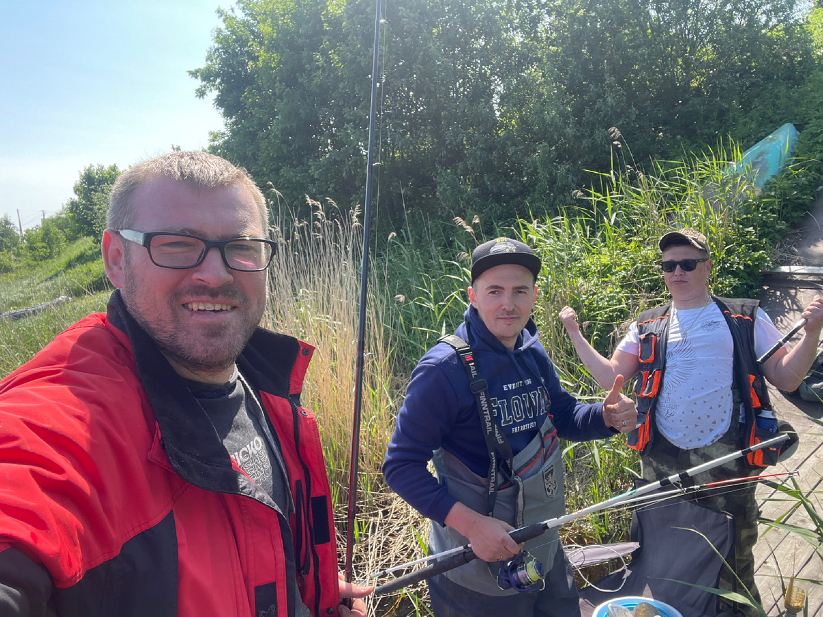 Довольные лица на Сяси)