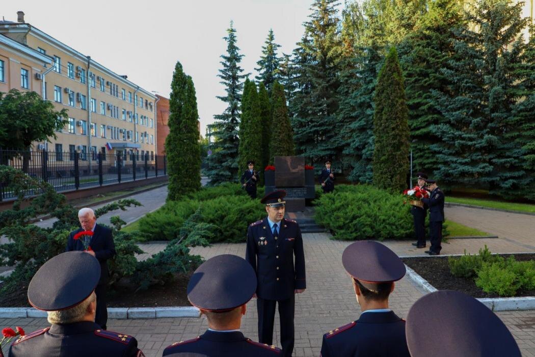 В Пскове почтили память героев Великой Отечественной войны в преддверии Дня памяти и скорби
Фото: пресс-служба УМВД России по Псковской области