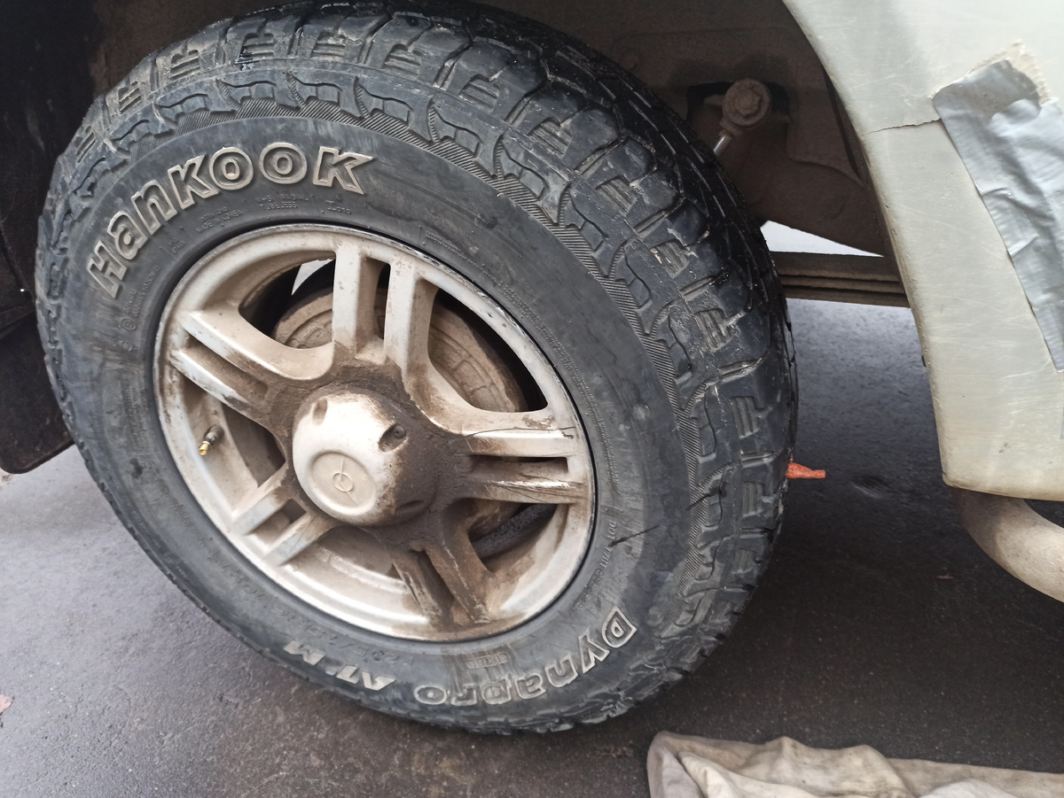 Фотка сделана в ноябре прошлого года. Сейчас серый скотч требует обновления.