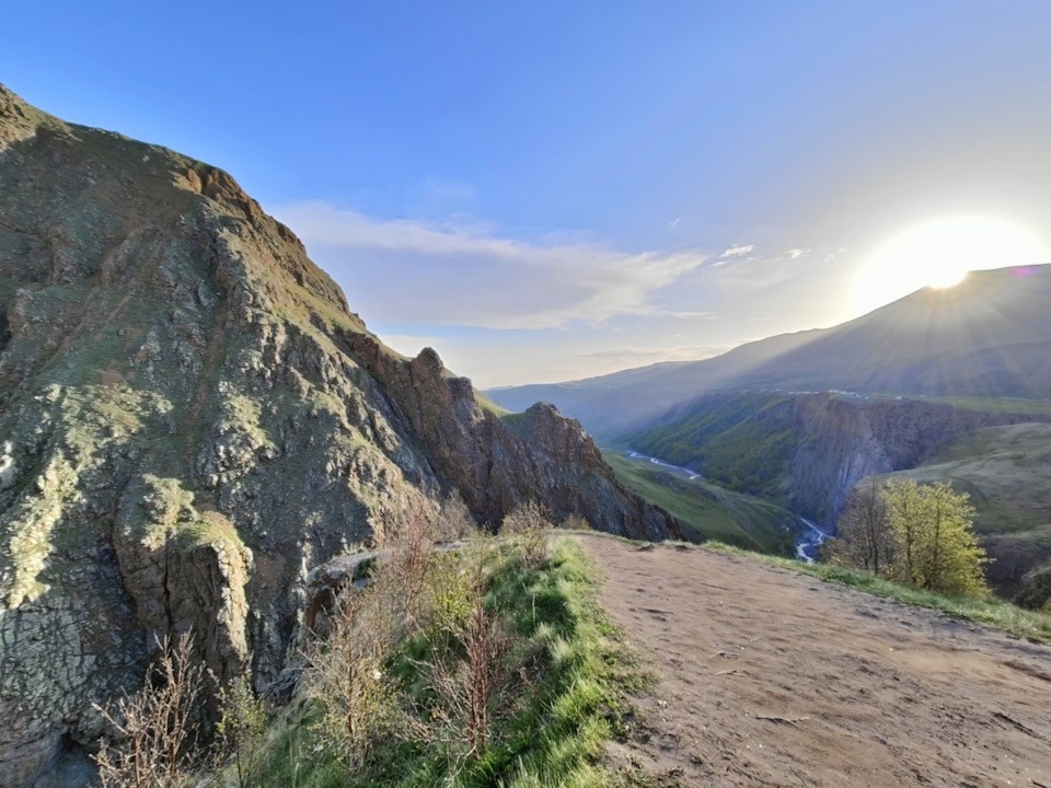 Полоса света