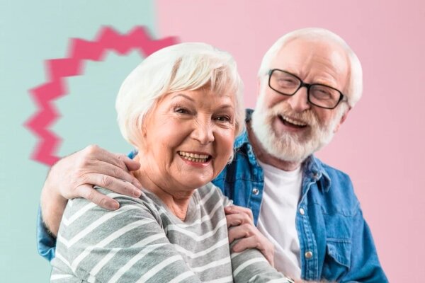 Возраст старости в мире вырос из-за роста продолжительности жизни. Обложка © Коллаж © Life.ru, фото © Shutterstock / FOTODOM / Olena Yakobchuk, © Freepik