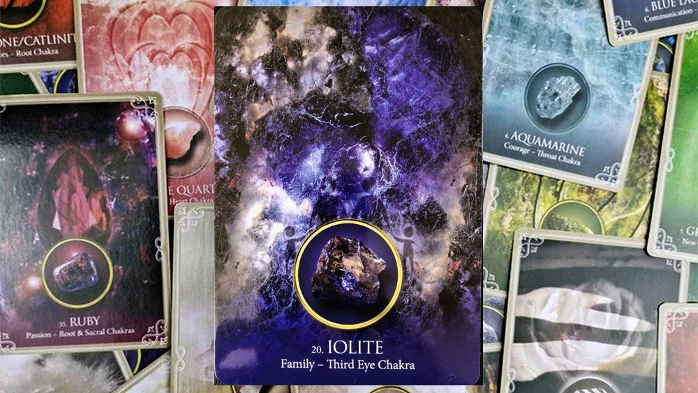 Иолит. Photo «Eternal Crystals Oracle» Jade-Sky