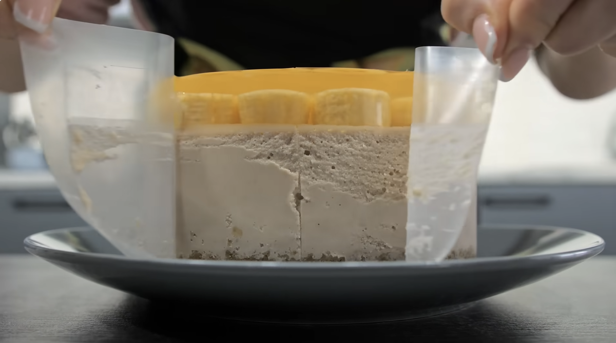 Достаём торт из разъёмной формы