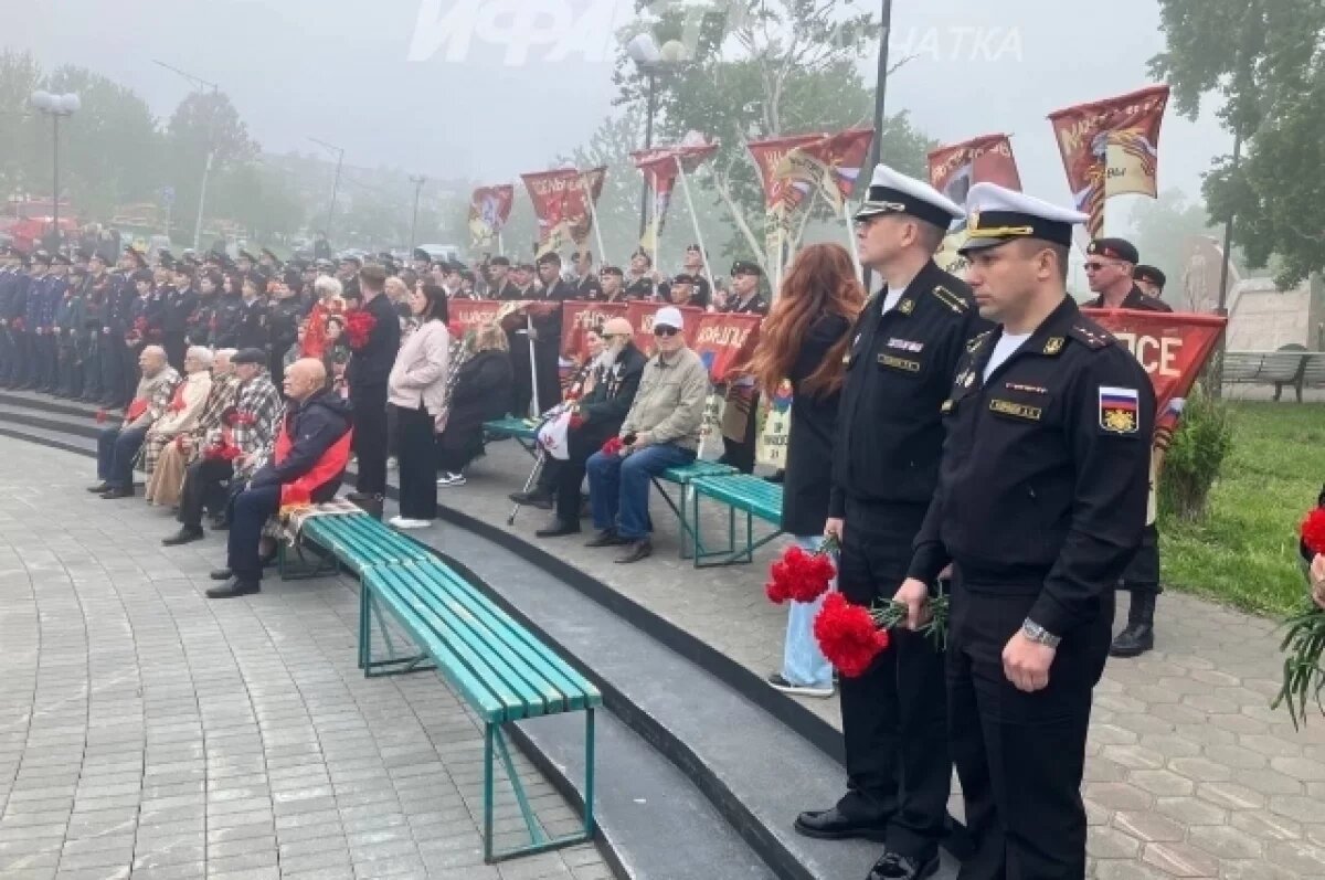    Митинг в честь Дня памяти и скорби прошел у мемориала в Петропавловске