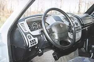 Кабина УАЗ-2365. Источник фото: kolesa.ru