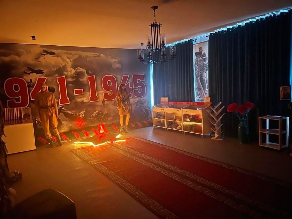 Полистайте эти фото - экспозиция музея сделана неравнодушными людьми.