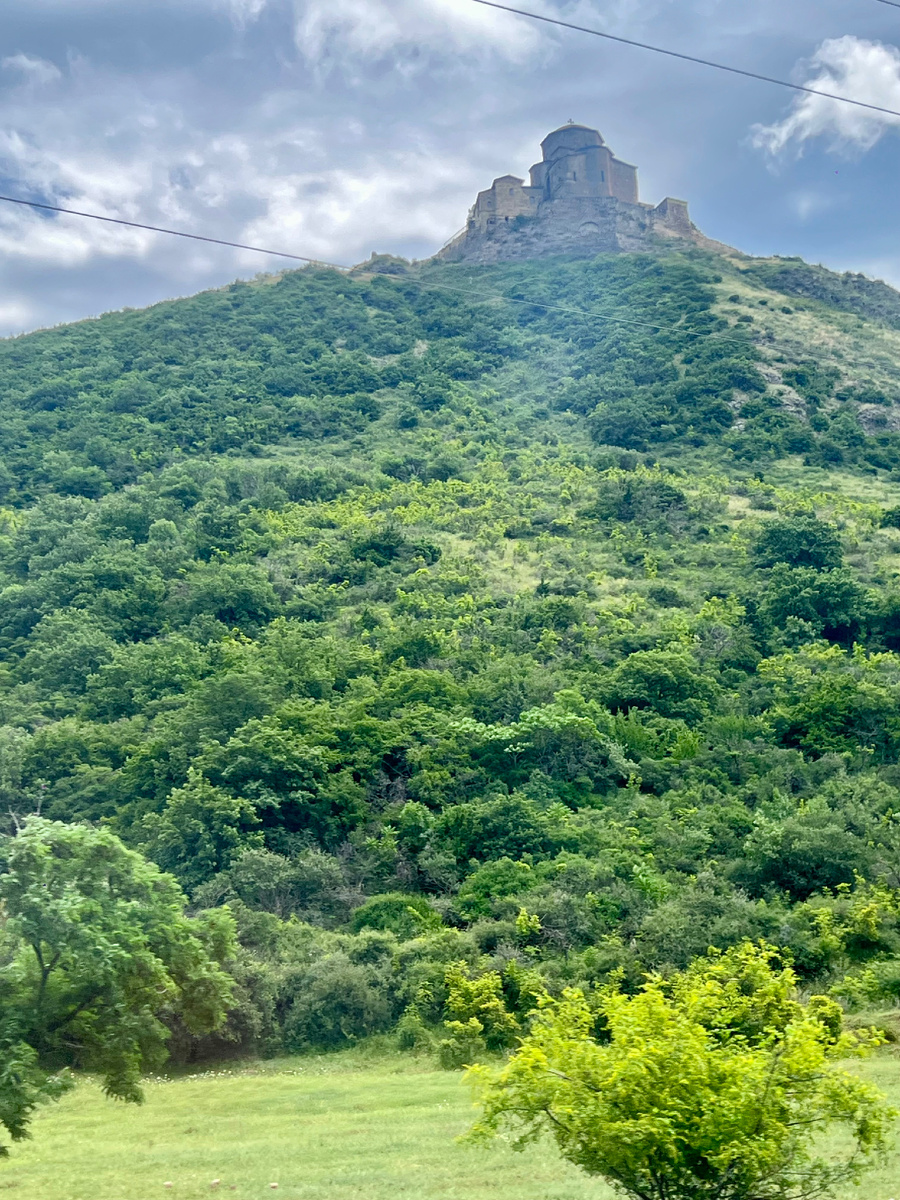 Виды вокруг живописные