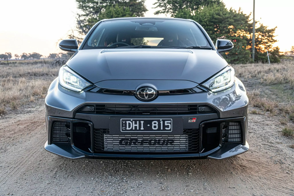 Дизайн передней части