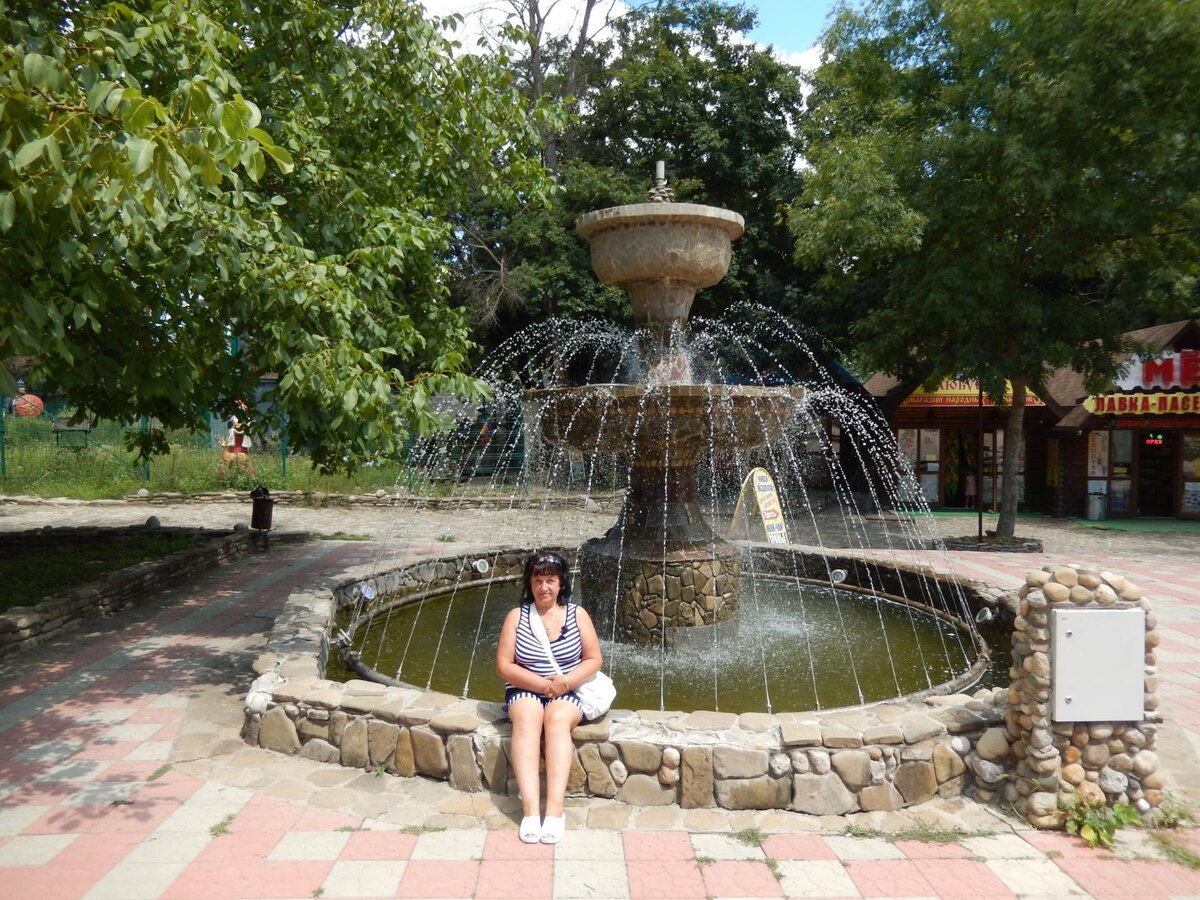 фото автора  горячий ключ