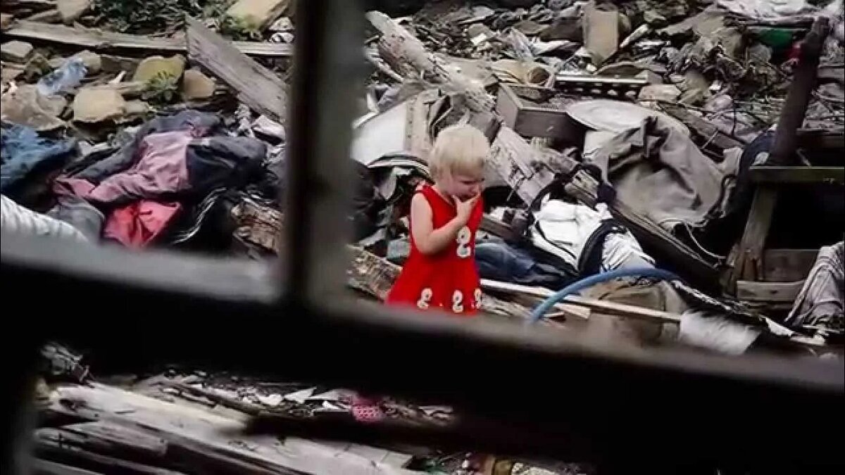 У войны не женское лицо. Канал ZS. Стихотворение   