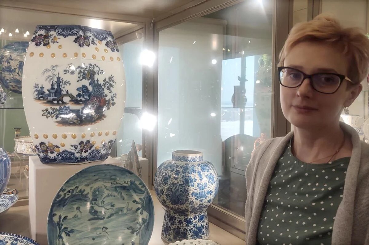    Фарфор, который в 1941 году прятали в бочках в подвале Дворца пионеров, сегодня можно увидеть в открытом хранении Нижегородского государственного историко-архитектурного музея-заповедника.