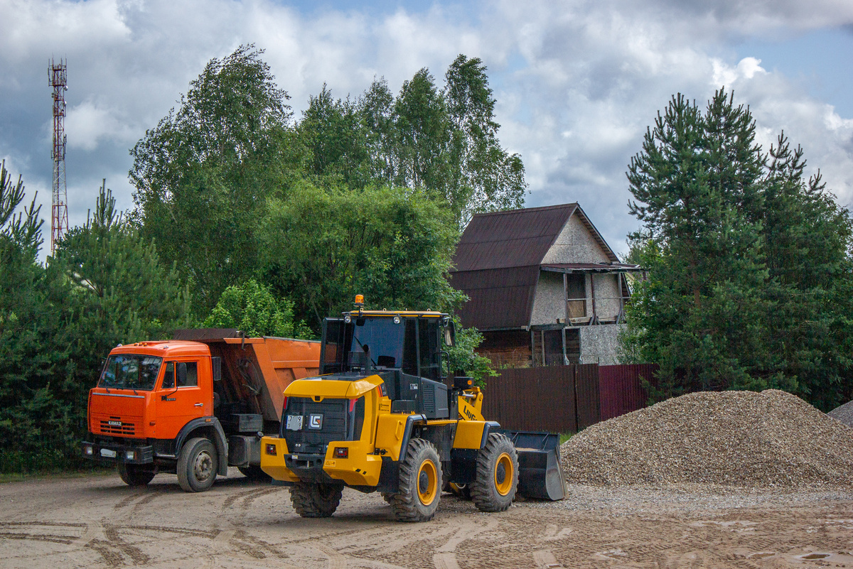 В ДЕРЕВНЮ ПРИШЛА ЦИВИЛИЗАЦИЯ...