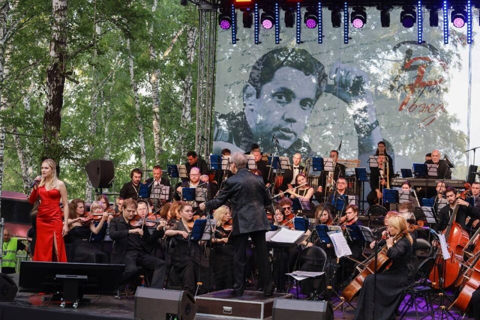    Литературный фестиваль Роберта Рождественского, Косиха. Источник: Евгения Савина