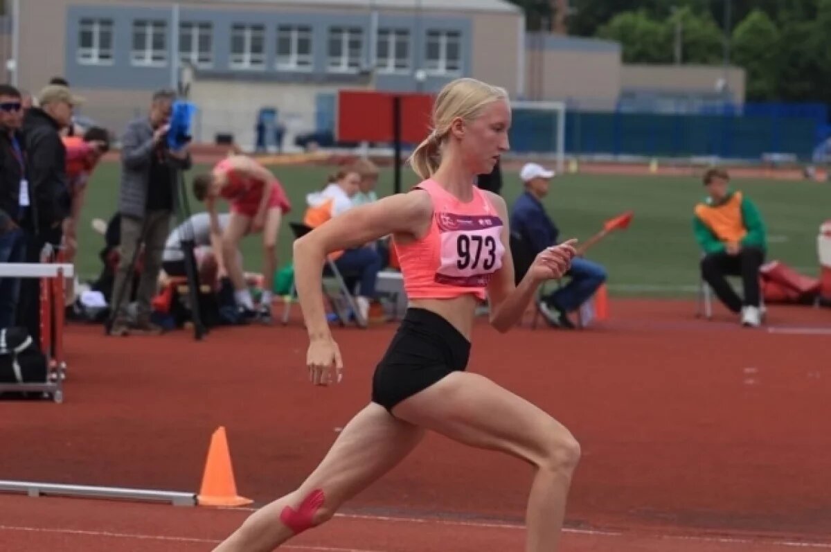    Брянские легкоатлеты взяли три медали на всероссийских турнирах в Смоленске