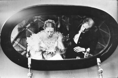    В 1973 году Светлану Крючкову приняли в труппу МХАТ имени М. Горького. Там она отслужила два года. Актриса была задействована в спектаклях «Синяя птица» и «Последние дни» / Legion-Media / Mosfilm