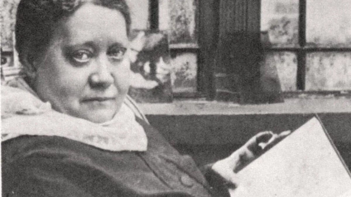 Елена Блаватская