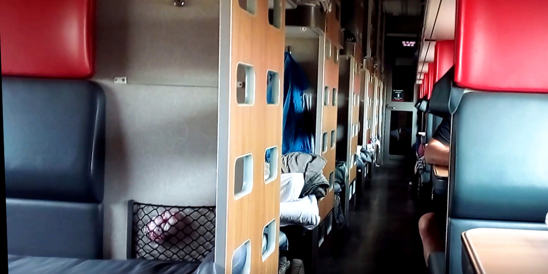 Жизнь в поезде: свежие впечатления из плацкартного вагона