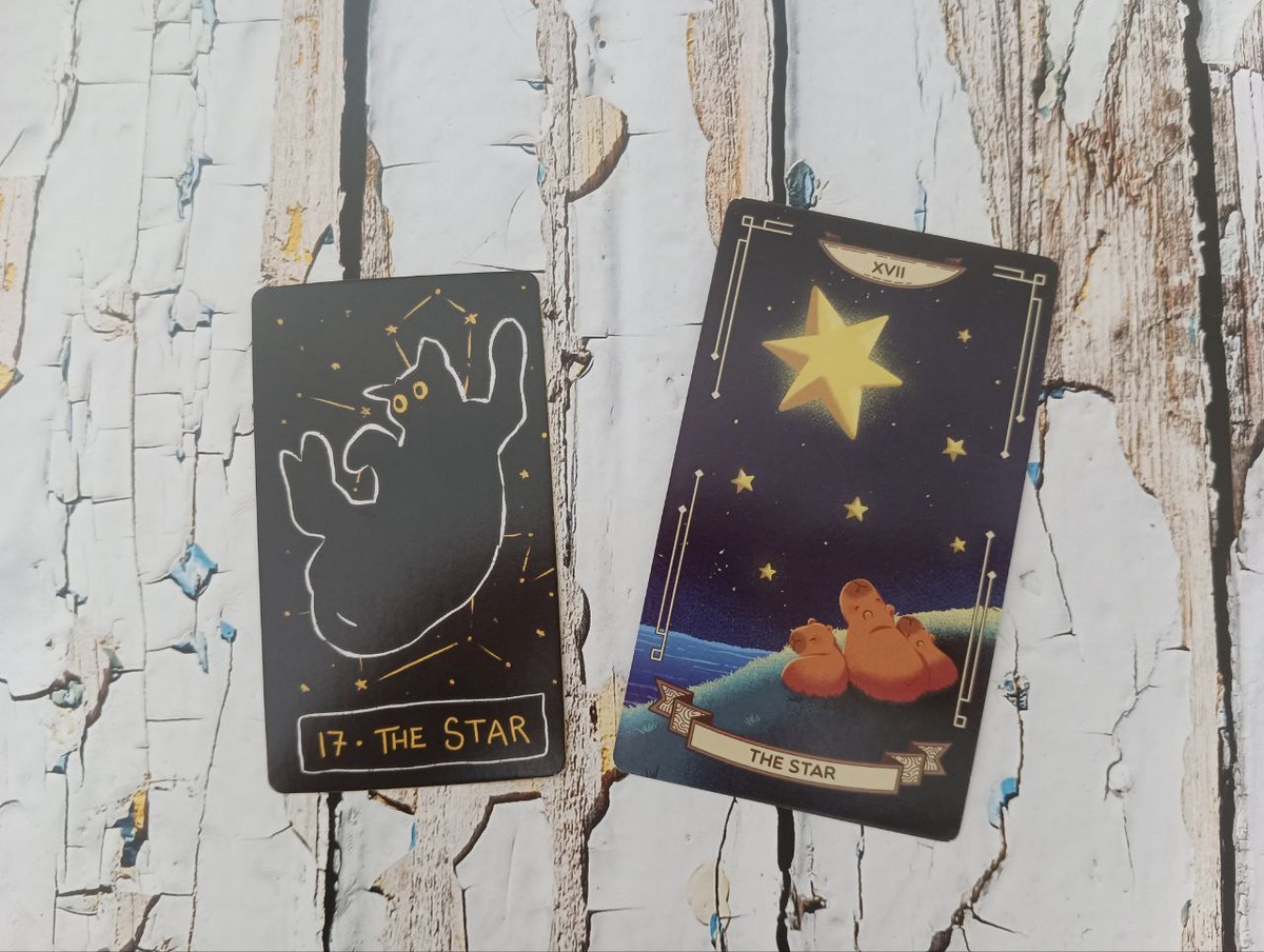 Картон нормальной плотности, размер - чуть меньше классического