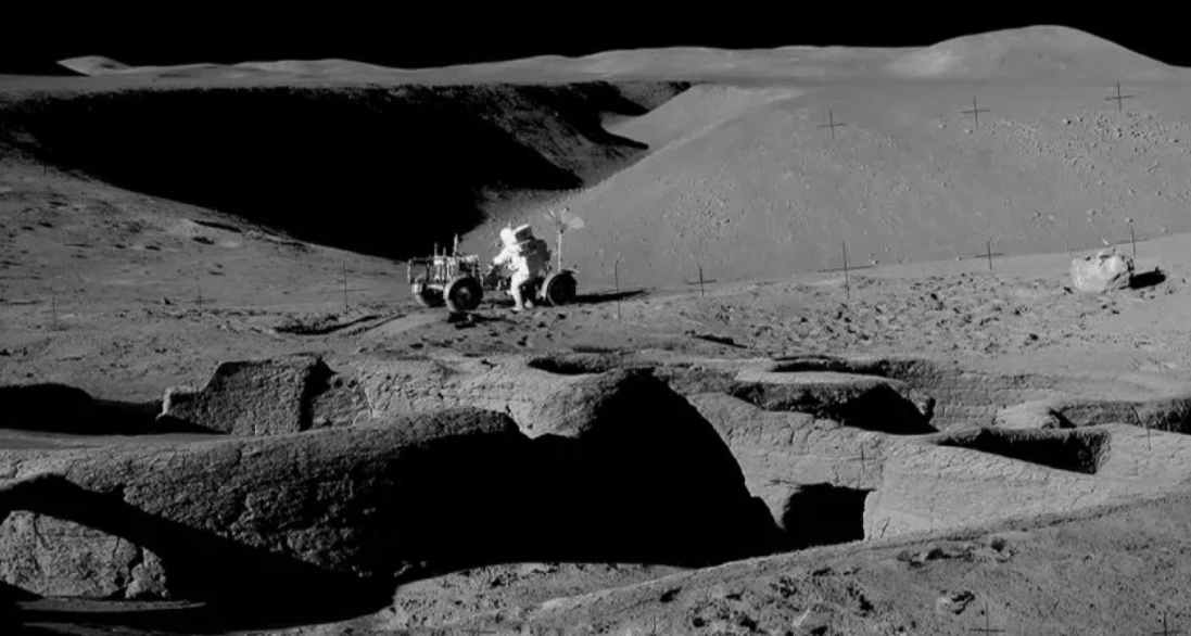 NASA скрывает правду о пришельцах на Луне? Тайные контракты с инопланетянами