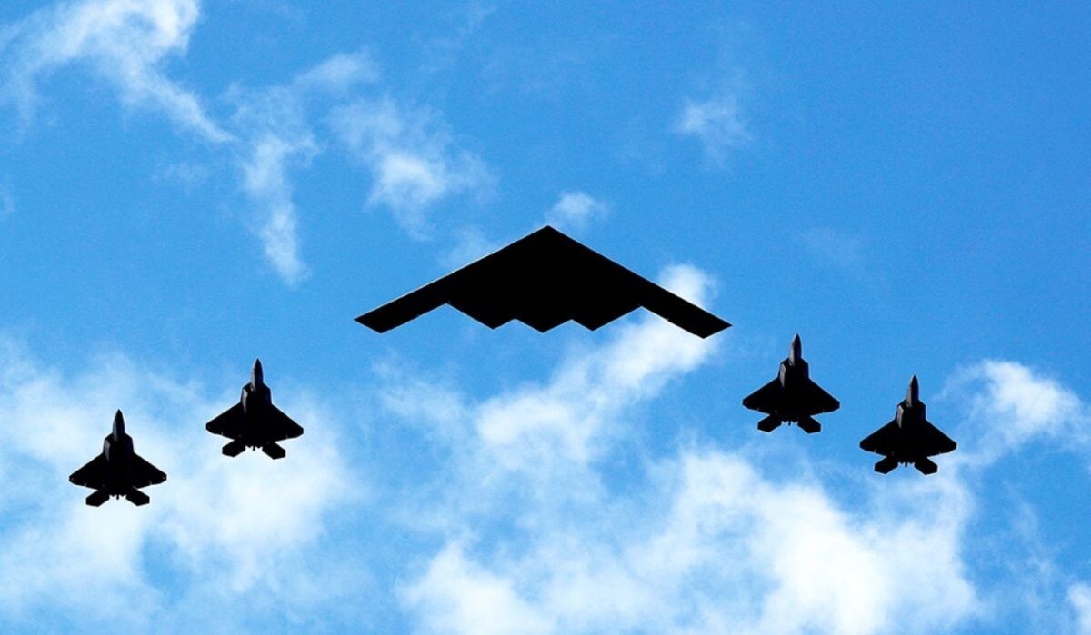     Крылатые ракеты. Источник: rg.ru Автор фото: REUTERS