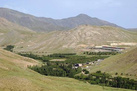    Обогащенный уран могли вывезти из Фордо за два дня до американских ударов