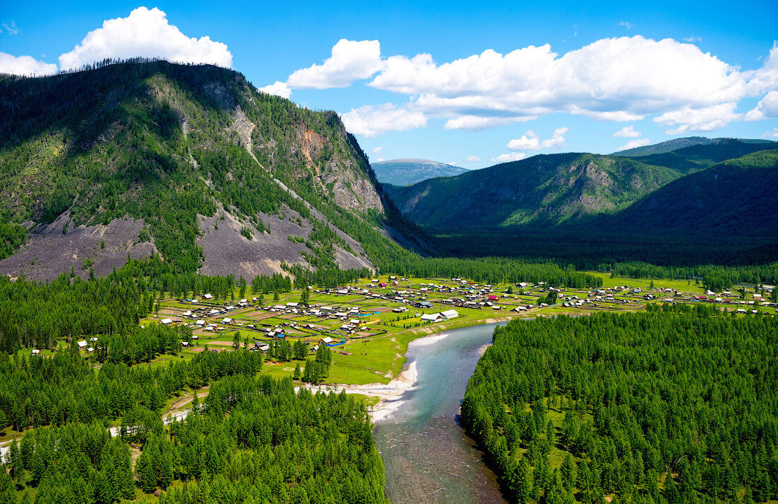 Площадь Тофаларии — 21,4 тыс. км². 