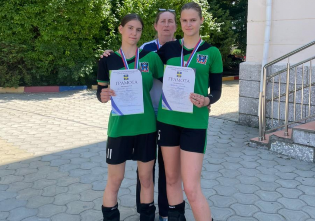    фото: СШ №1 Новошахтинска Редактор