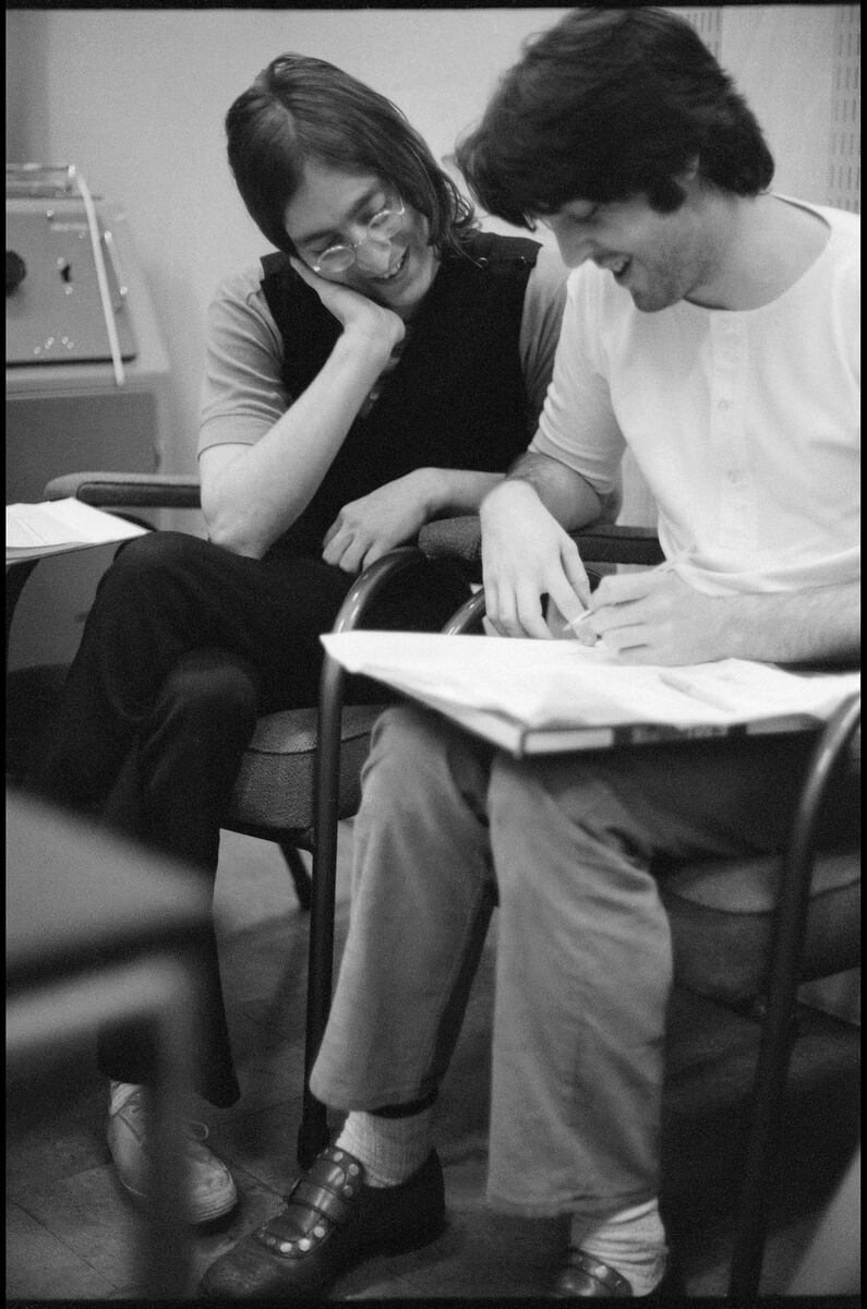 Джон и Пол 16-17 октября 1968 г. Фото Линды МакКартни