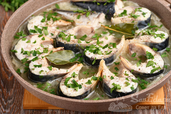 Просто дополняю мясо или рыбу овощами и быстро готовлю на плите (4 варианта)